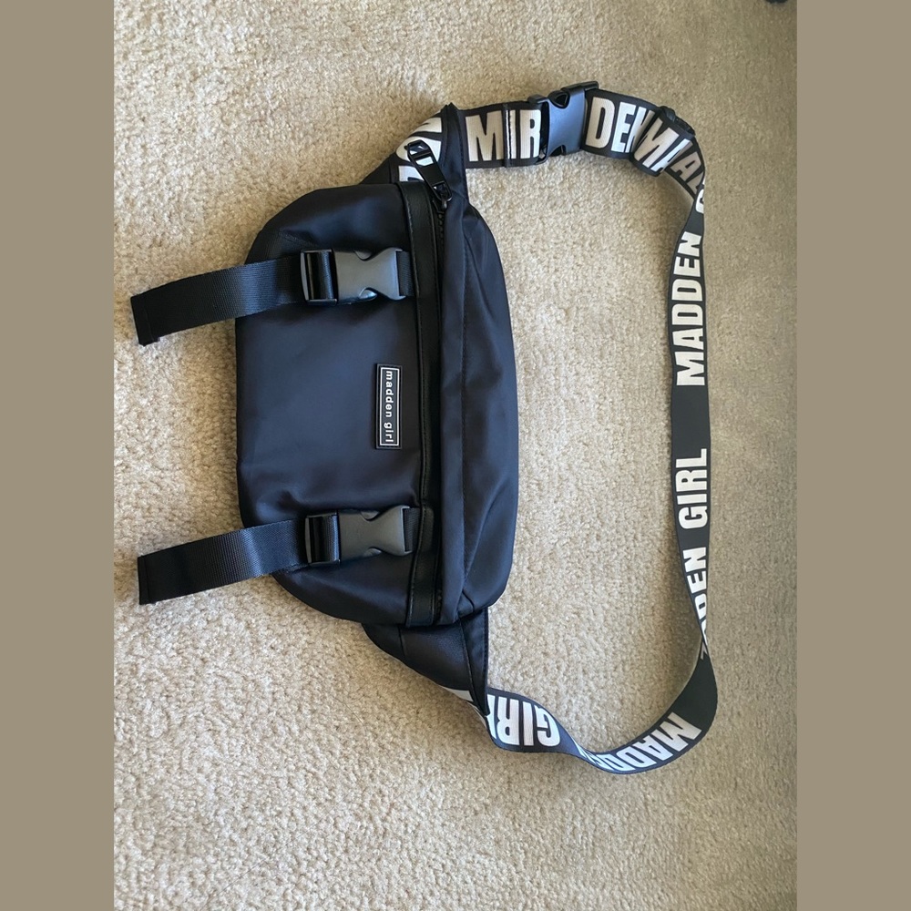 Madden Girl Black Belt Bag